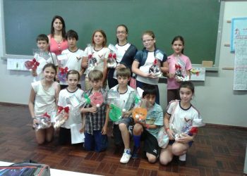 Dia da Criança: Alunos do IEEMAR recebem presentes e participam de programação especial