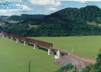 Você lembra? O dia em que o Lago do Rio Uruguai se transformou num grande tapete verde