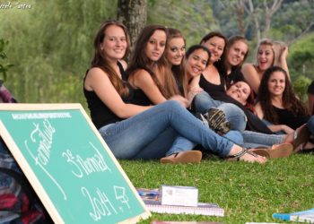 Formandas do IEEMAR escolhem Quinto Rancho para ensaio fotográfico