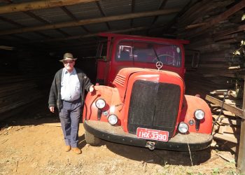 Marcelinense guarda relíquia na garagem
