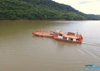 Balsa de Marcelino Ramos retoma travessia do Lago após acidente com caminhão