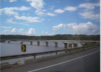 Polícia evita que homem se jogue da ponte na BR-153 em Marcelino Ramos