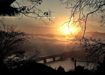 Professora registra a Magia da Alvorada em Marcelino Ramos