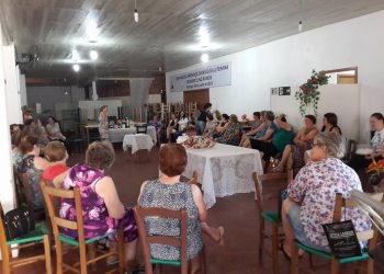 OASE encerra atividades em 2015 com tarde festiva