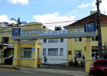 É grave o estado de saúde do jovem que foi encontrado depois de 24h de sofrer acidente com moto