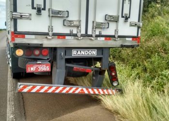 Carreta de Marcelino Ramos se envolve em acidente em Passo Fundo