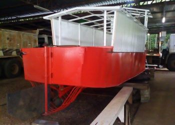 Rebocador da balsa de Alto Bela Vista está sendo reformado. Travessia segue suspensa