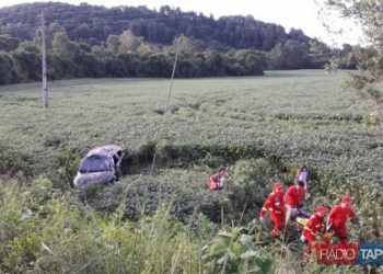 Veículo de Marcelino Ramos com 4 ocupantes capota entre Tapejara e Ibiaçá