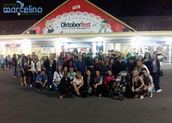 Fritz Und Frida busca na Oktober de Santa Cruz ideias para o Termas Chopp Fest