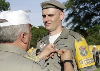 Marcelinense recebe uma das maiores honrarias do Comando Rodoviário da BM