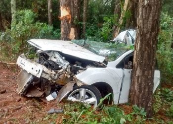 Veículo fica destruído em violenta colisão em Marcelino Ramos