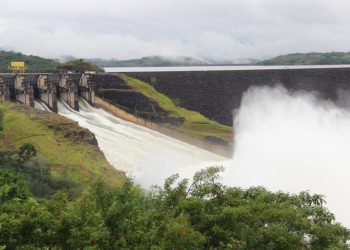 Usina de Itá abre comportas devido ao grande volume de água