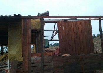 Temporal provoca destruição em propriedade no interior de Marcelino Ramos