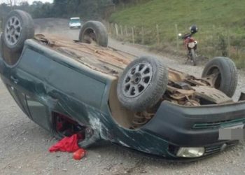 Condutor que capotou o carro no acesso à Usina de Machadinho entra com ação