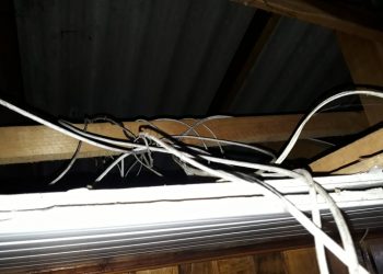 Ladrões arrombam sítio, são flagrados por câmeras, mas roubam equipamentos antes de ir embora