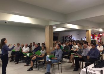 SICREDI e ASCOBOL realizam palestra com o tema “Educação Financeira”