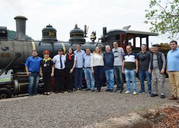 Vice-Governadora de SC conhece o passeio de Maria-Fumaça e visita Marcelino Ramos