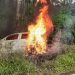 Carro sai da pista e pega fogo entre Machadinho e Maximiliano de Almeida