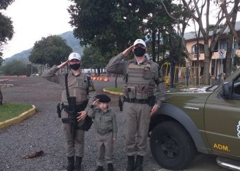 Menino que sonha em ser policial é recebido pela Brigada Militar de Marcelino Ramos