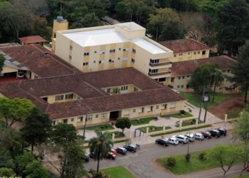 Surto de COVID no LAR dos Velhinhos em Erechim