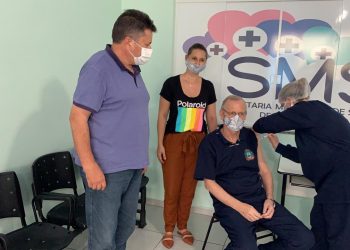Médico da UBS é o primeiro marcelinense a ser vacinado contra a COVID
