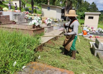 Secretaria de Obras promove limpeza geral no Cemitério de Marcelino Ramos