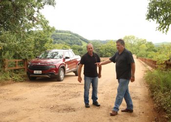 Prefeitos de Marcelino Ramos e Maximiliano de Almeida vistoriam RS-126