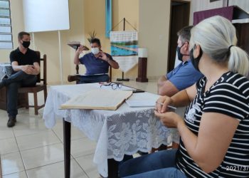 Prefeitura realizada nova reunião com comunidades Luterana e Evangélica