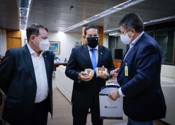 Prefeito de Marcelino Ramos é recebido pelo Vice-Presidente da República em Brasília