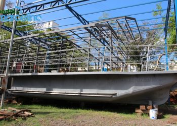 Catamarã que está sendo construído em Marcelino Ramos vai entrar em operação em 4 meses