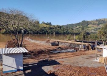 Obra atrasada: Prefeitura de Alto Bela Vista pode romper contrato com empresa que venceu licitação da ponte