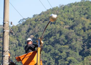 Novas luminárias: Mais de 450 já foram instaladas em Marcelino Ramos