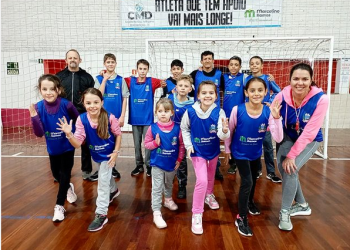 Administração de Marcelino Ramos repassa 40 coletes para o projeto Educa Kids